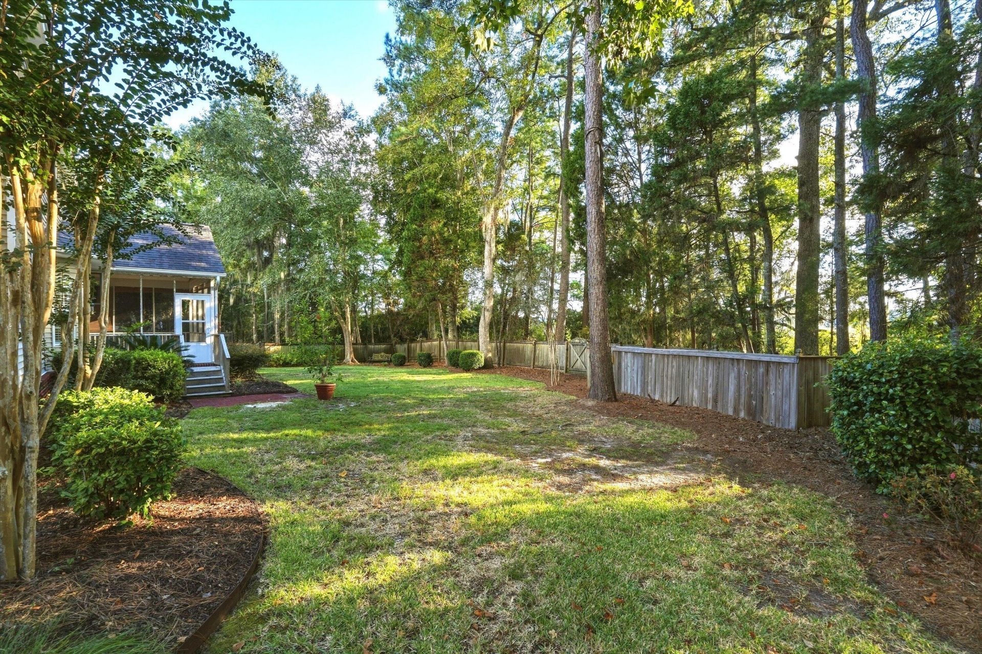 8808 Laurel Grove Lane Photo 57