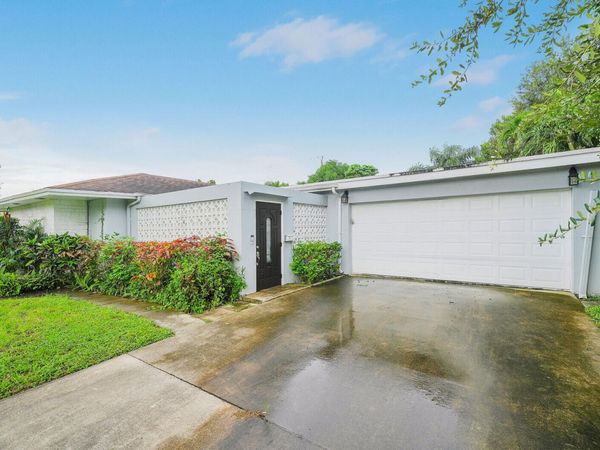 1612 42nd Street, West Palm Beach, FL 33407