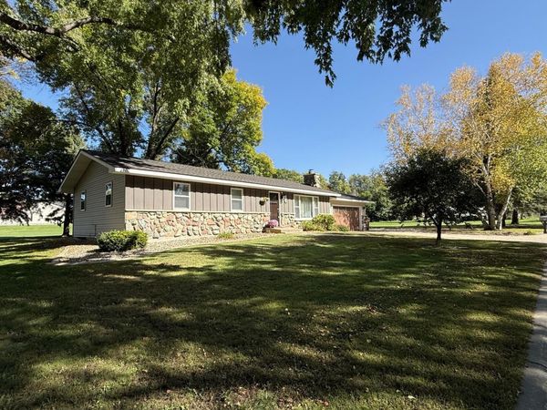 112 Orchard Circle, Montevideo, MN 56265