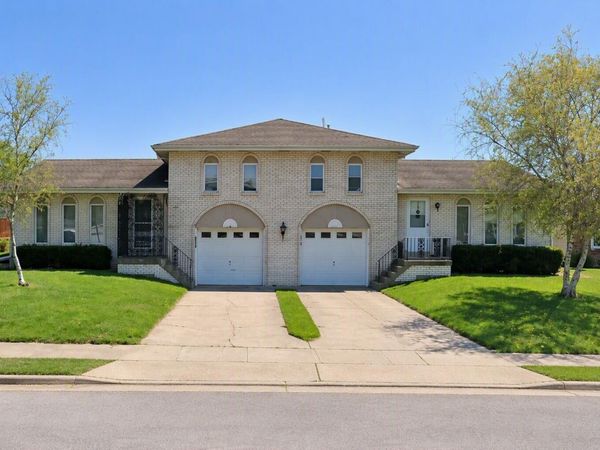 9627 Johnson Place , Crown Point, IN 46307