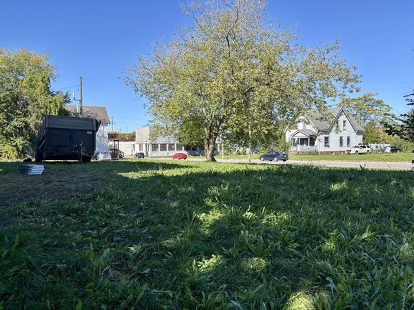 3075 N 29TH STREET, Milwaukee, WI 53210