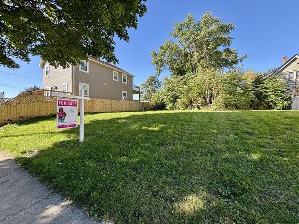 1829 N 31ST STREET, Unit 1831, Milwaukee, WI 53208