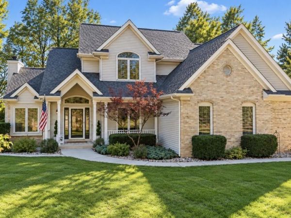 10464 E Ml Avenue E, Galesburg, MI 49053