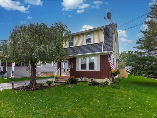 101 Hyde Park, Lockport, NY 14094