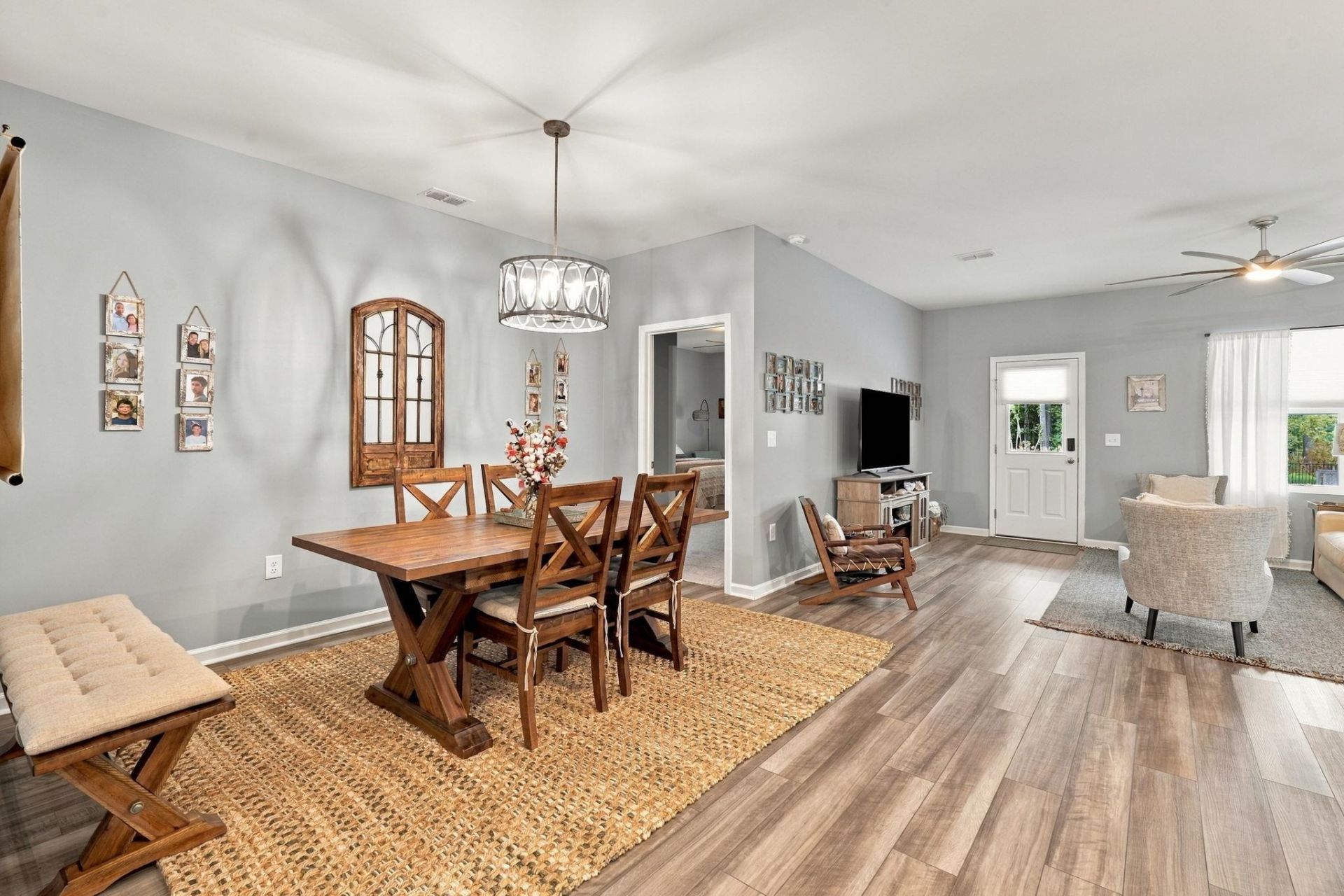 202 Linares St. Photo 14