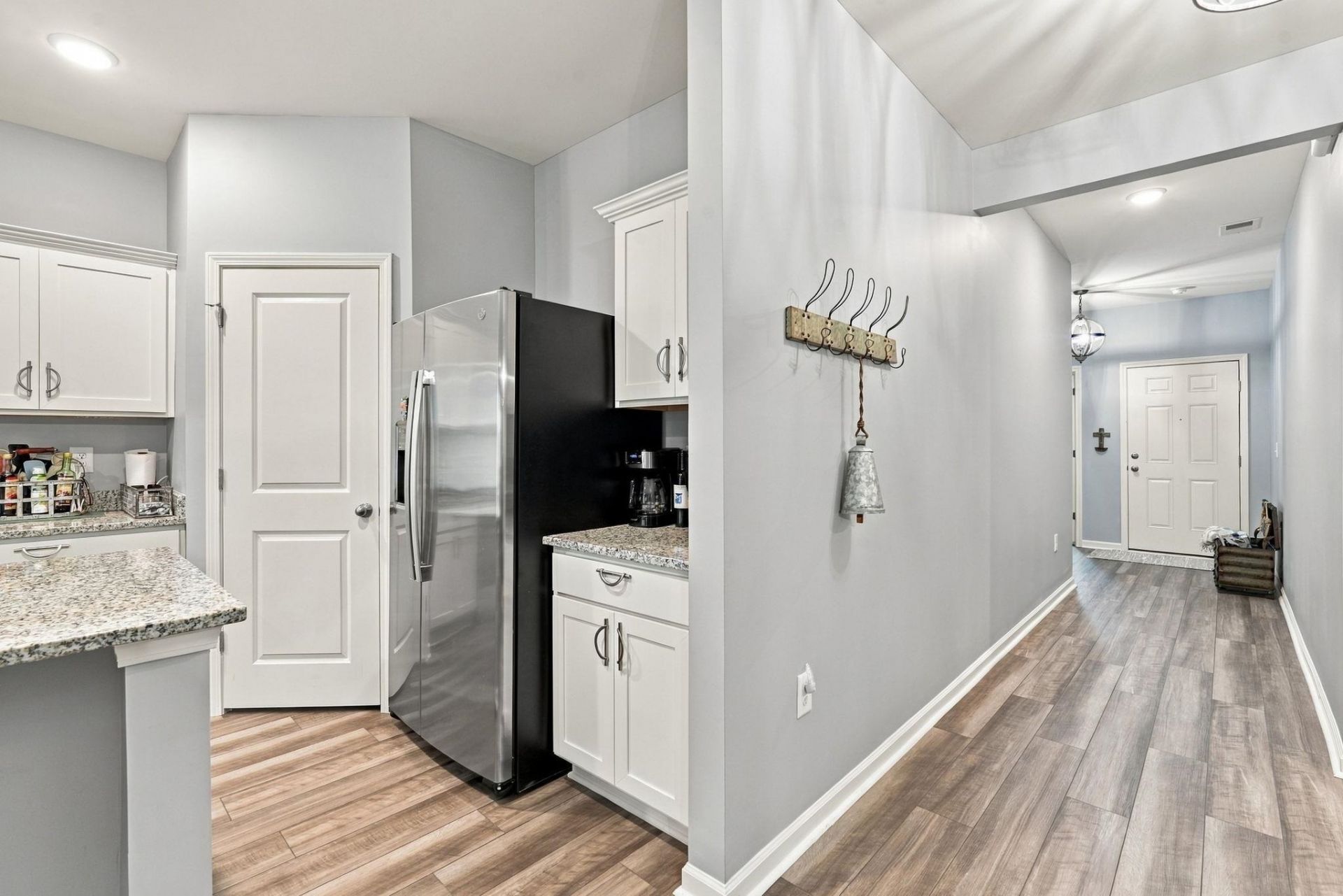202 Linares St. Photo 17