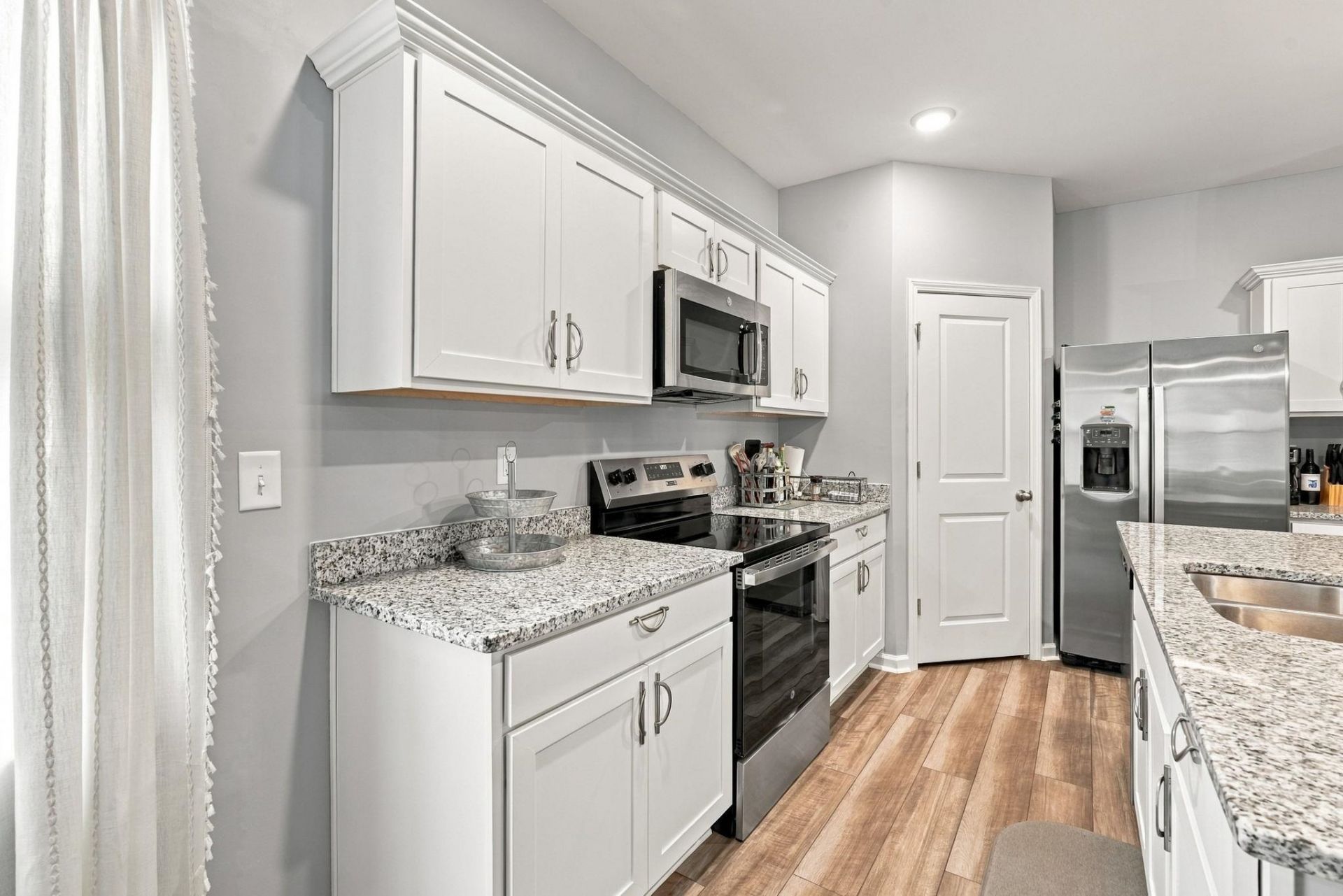 202 Linares St. Photo 18