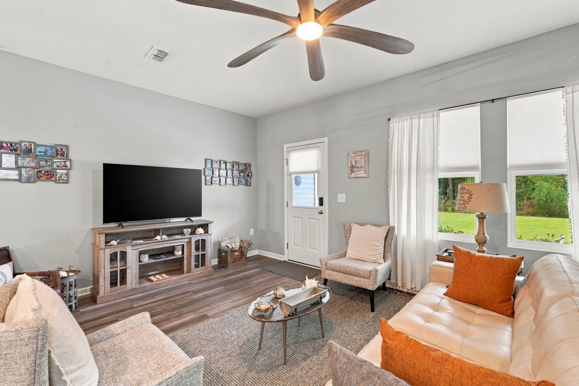 202 Linares St. Photo 23