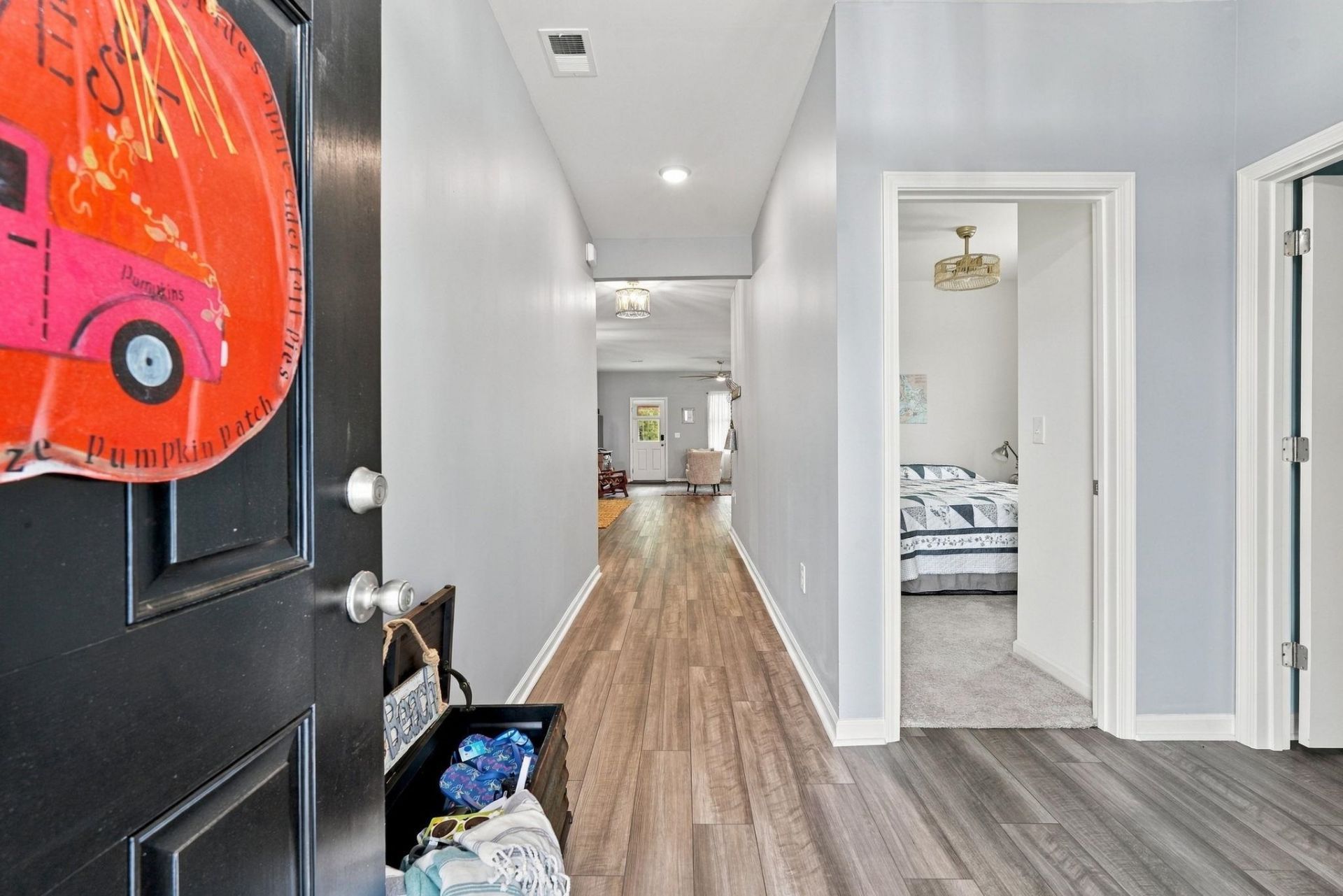 202 Linares St. Photo 9