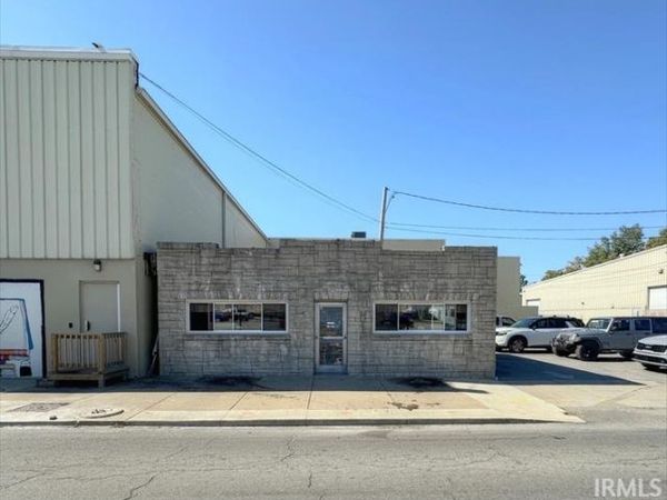 87 S 6th Street, Logansport, IN 46947