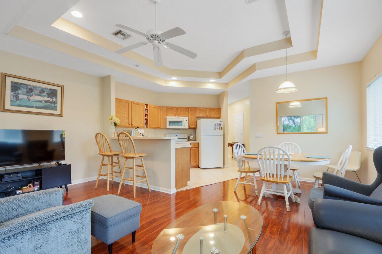 8330 Mulligan Circle, Unit 2121, Port Saint Lucie, FL 34986 Photo