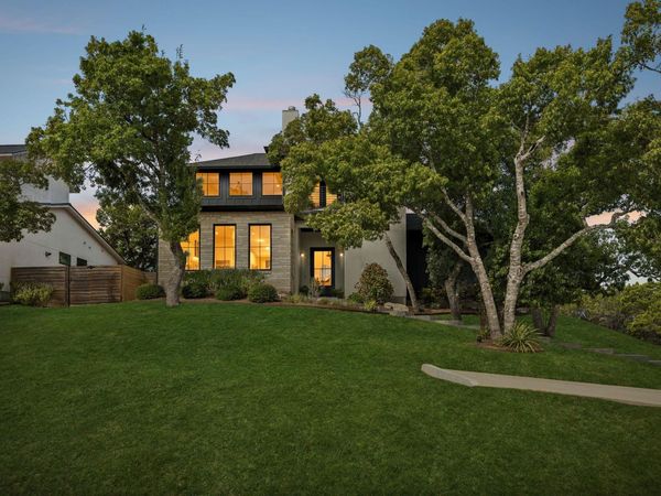 18511 Hobby LN, Jonestown, TX 78645