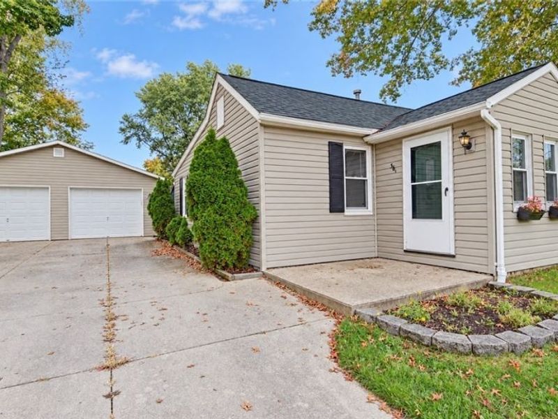 361 Lessig Avenue, Akron, OH 44312 Photo 2