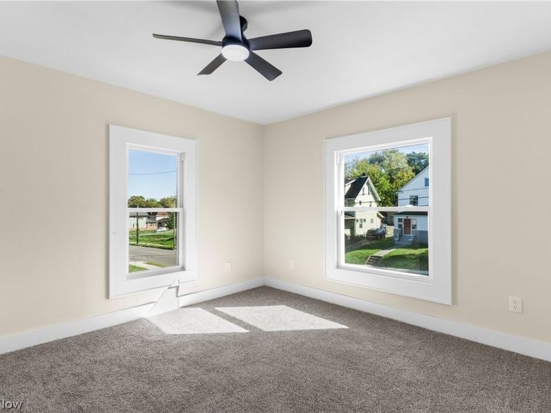 153 Elm Street, Struthers, OH 44471 Photo 18