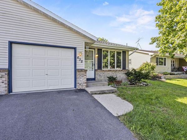 632 Holland AVENUE, Delavan, WI 53115
