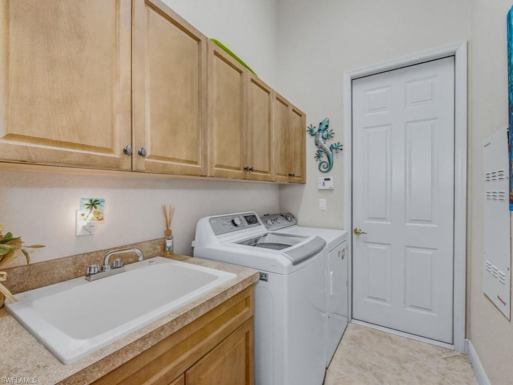 5765 Mango Cir, Naples, FL 34110 Photo
