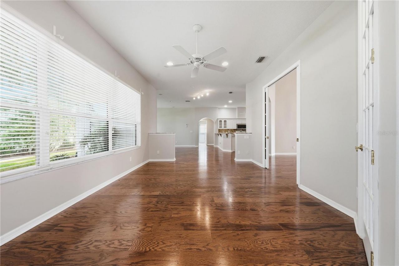 5127 Aurora Drive , Leesburg, FL 34748 Photo