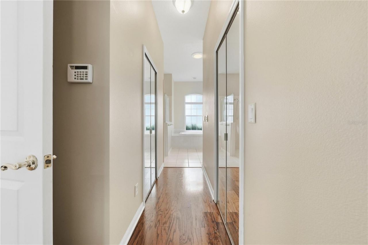 5127 Aurora Drive , Leesburg, FL 34748 Photo