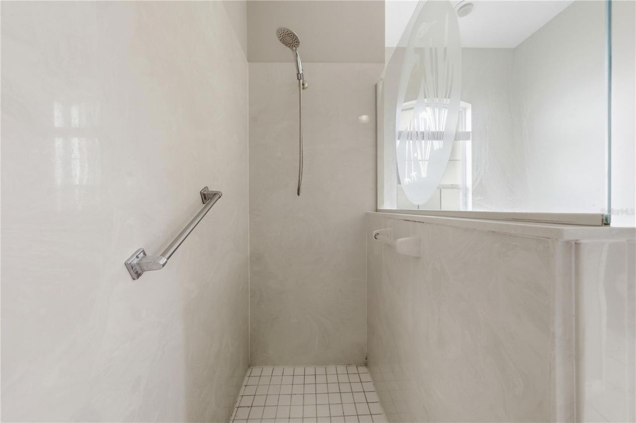 5127 Aurora Drive , Leesburg, FL 34748 Photo