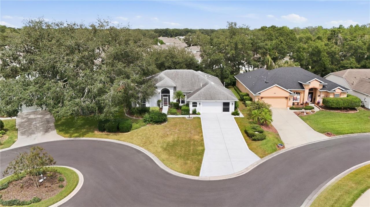 5127 Aurora Drive , Leesburg, FL 34748 Photo