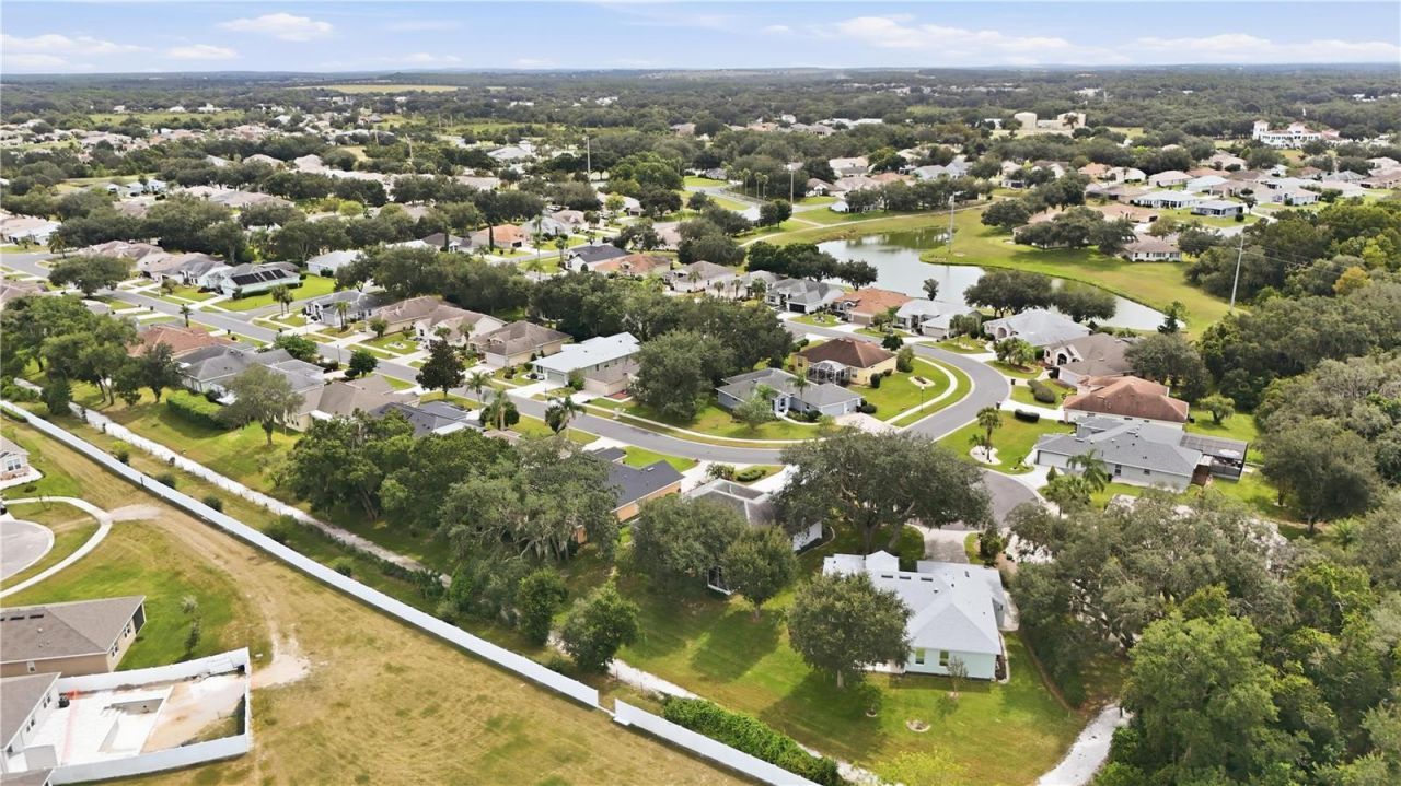 5127 Aurora Drive , Leesburg, FL 34748 Photo