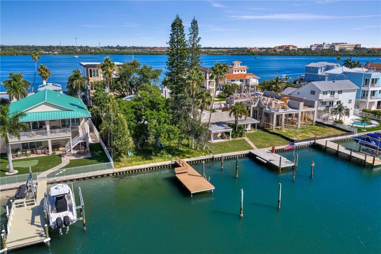 835 Bay Point Drive , Madeira Beach, FL 33708 Photo