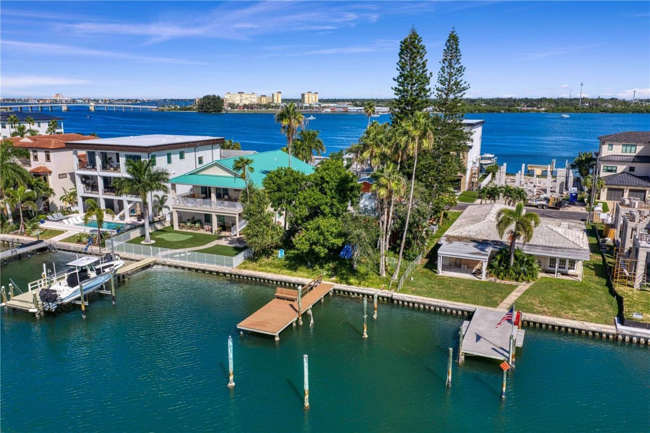 835 Bay Point Drive , Madeira Beach, FL 33708 Photo