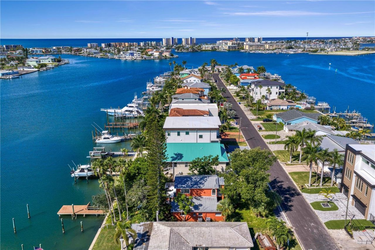 835 Bay Point Drive , Madeira Beach, FL 33708 Photo