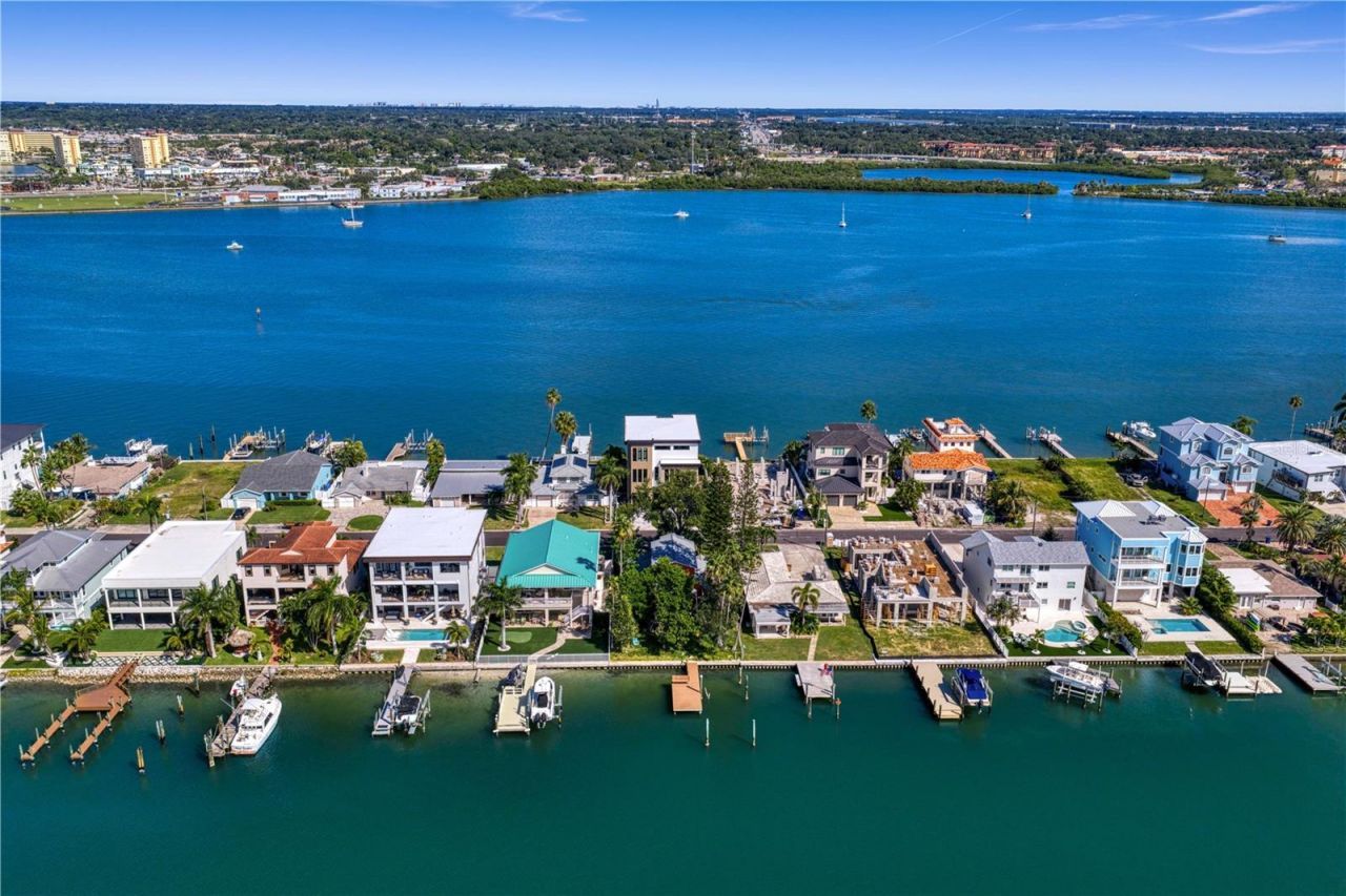 835 Bay Point Drive , Madeira Beach, FL 33708 Photo