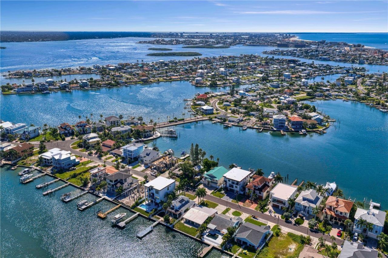835 Bay Point Drive , Madeira Beach, FL 33708 Photo