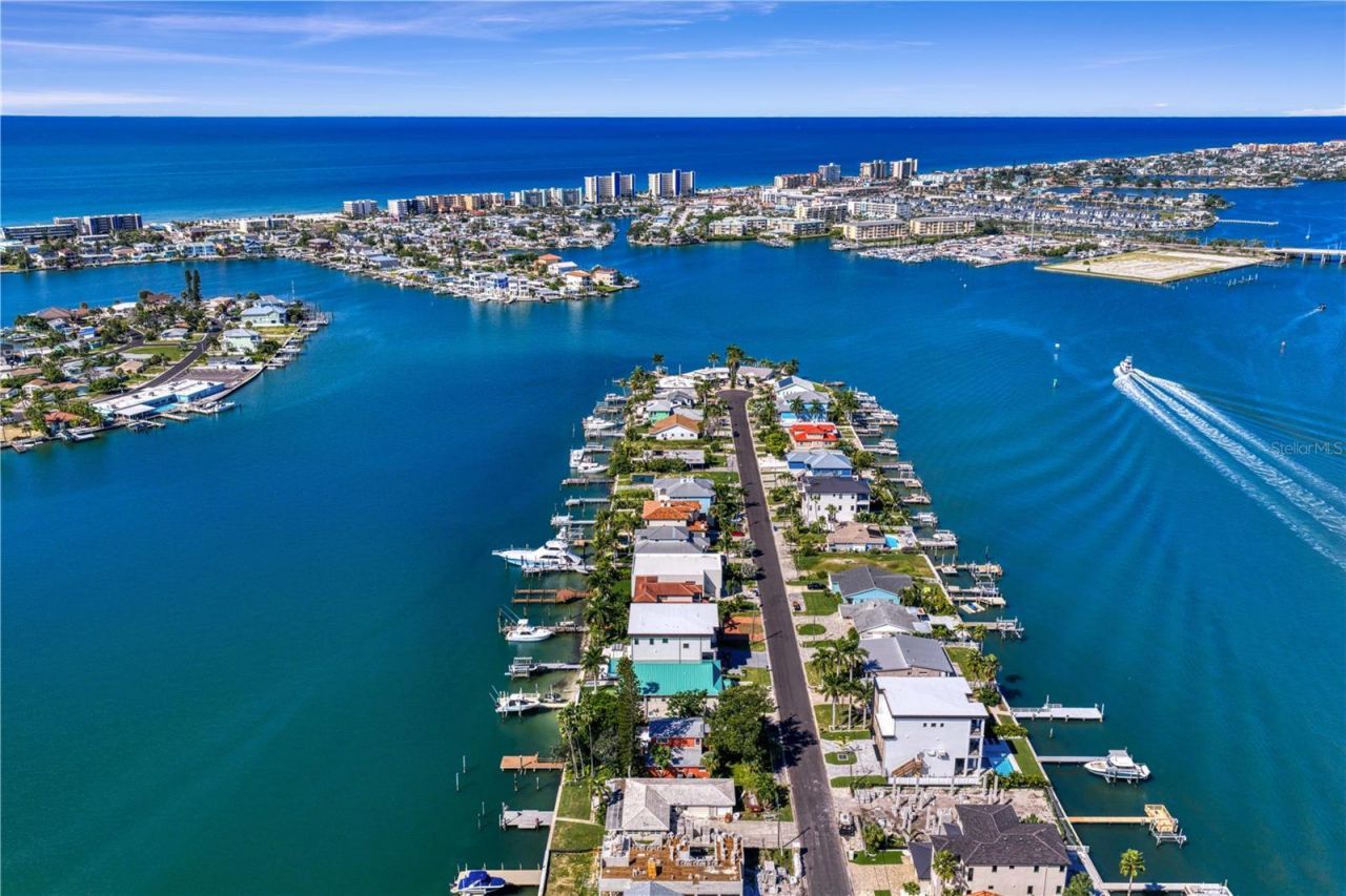 835 Bay Point Drive , Madeira Beach, FL 33708 Photo