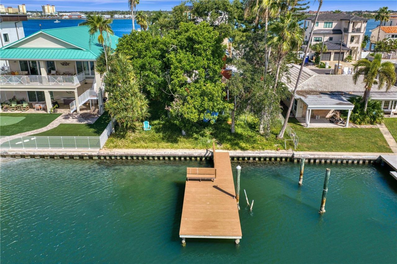 835 Bay Point Drive , Madeira Beach, FL 33708 Photo
