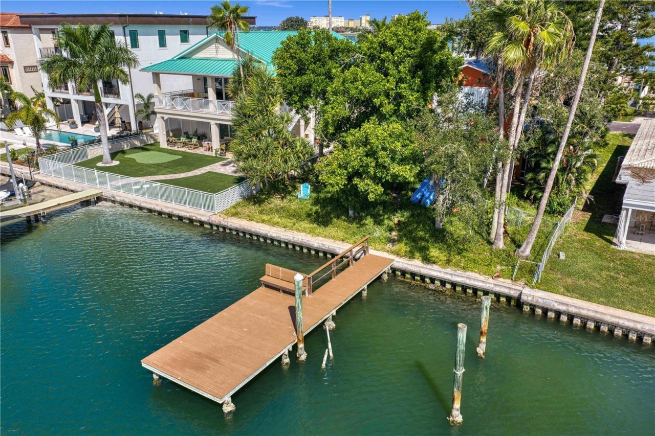 835 Bay Point Drive , Madeira Beach, FL 33708 Photo