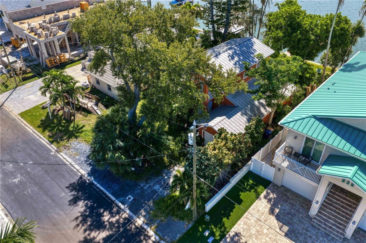 835 Bay Point Drive , Madeira Beach, FL 33708 Photo