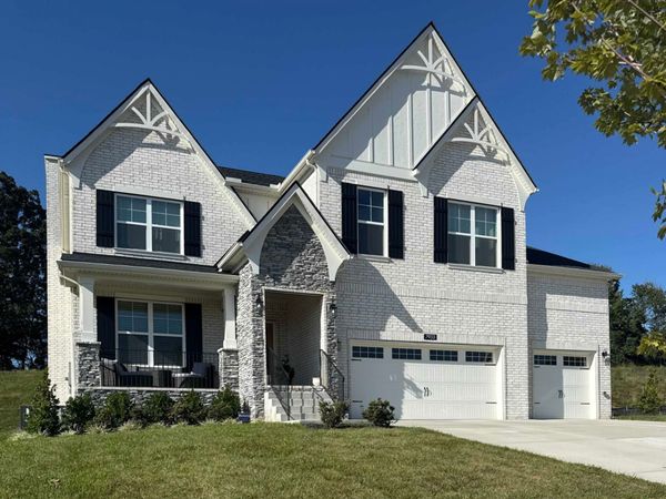7933 Pine St, Fairview, TN 37062