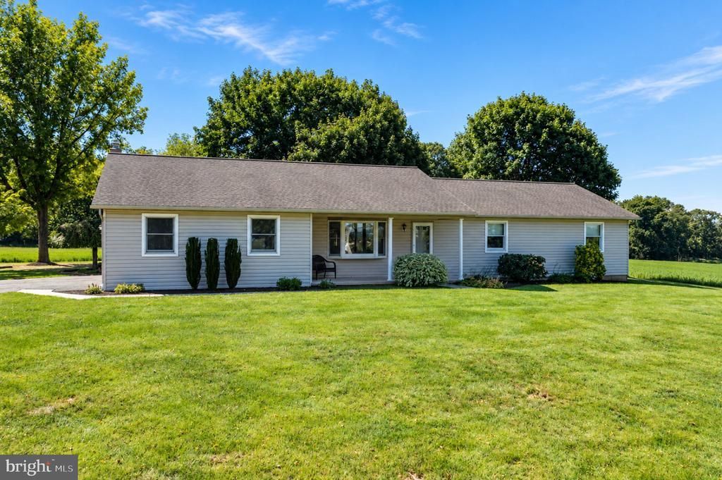 295 DRYVILLE ROAD, FLEETWOOD, PA 19522