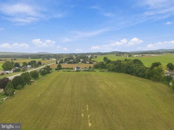 6062 MOLLY PITCHER HIGHWAY, SHIPPENSBURG, PA 17257