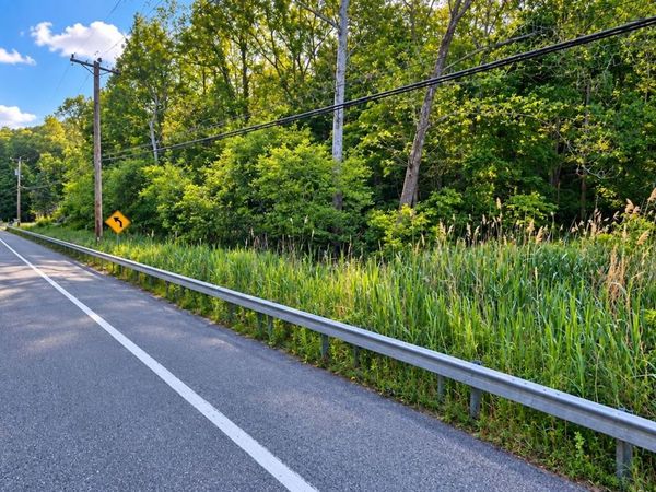 1732 US-9 , Cold Spring, NY 10516