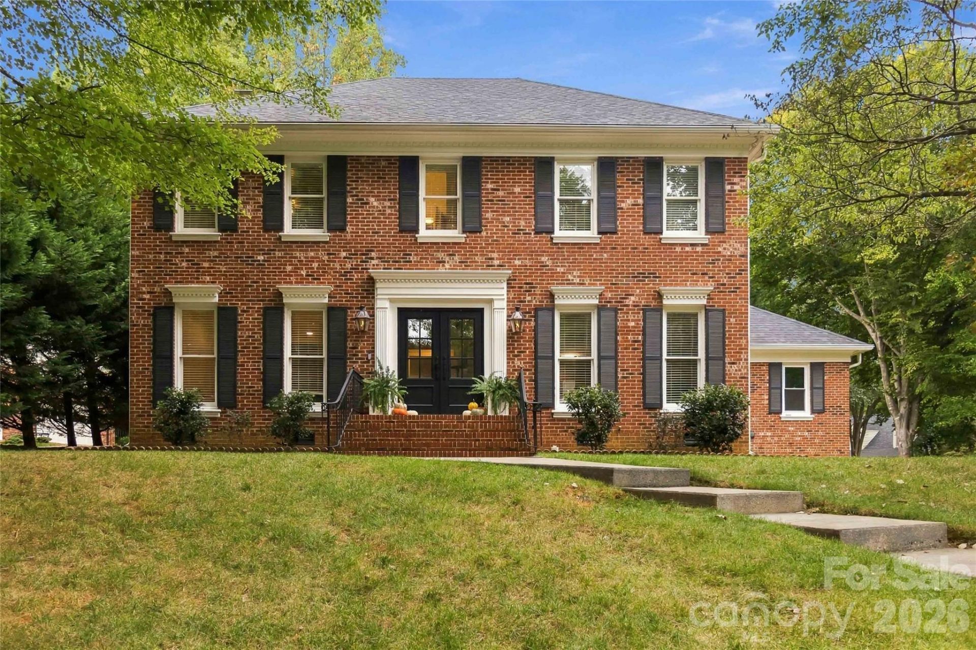 9414 Tillot Drive , Matthews, NC 28105 Main Photo