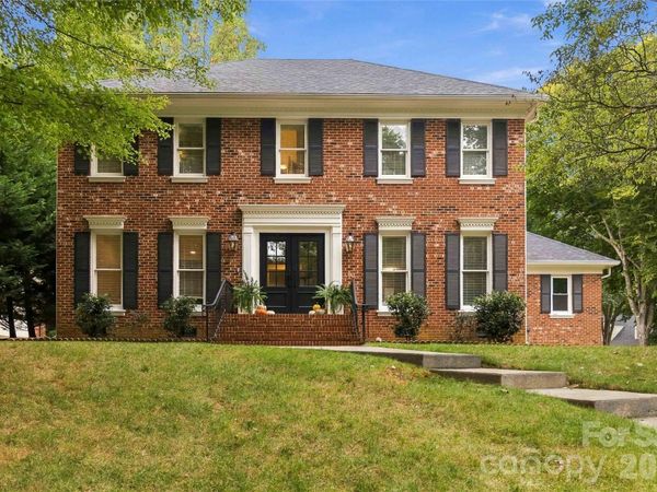 9414 Tillot Drive , Matthews, NC 28105