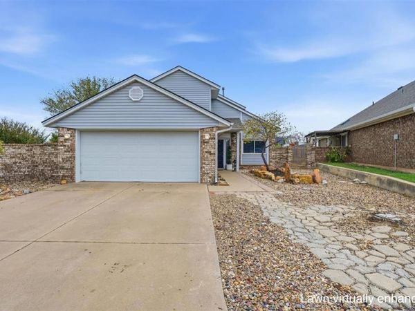 304 SW 79th Street, Lawton, OK 73505