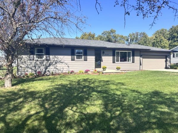 914 E Boyer Street , Gibson City, IL 60936