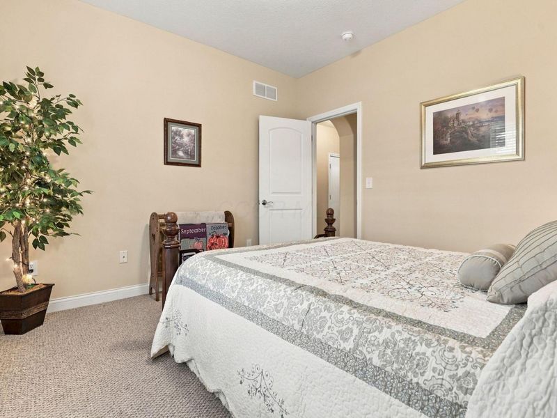 2440 Sky Valley Drive, Grove City, OH 43123 Photo 36