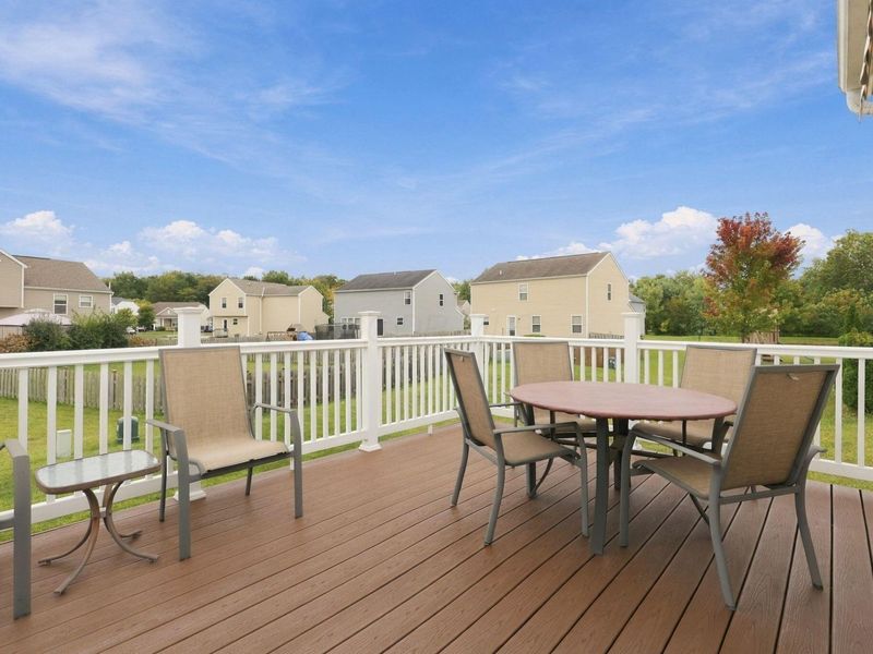 2440 Sky Valley Drive, Grove City, OH 43123 Photo 9