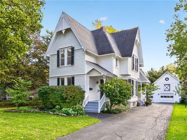 25 Locust Street, Honeoye Falls, NY 14472