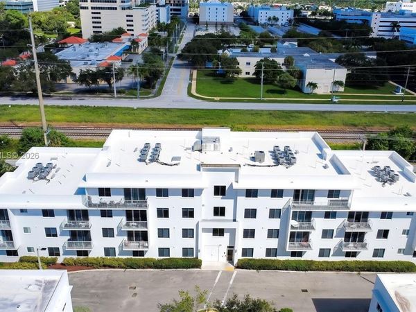 2651 NE 212th Ter , Unit 107, Miami, FL 33180