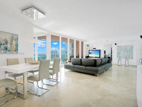 3370 Hidden Bay Dr , Unit 2310, Aventura, FL 33180