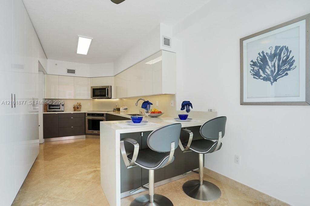 3370 Hidden Bay Dr , Unit 2310, Aventura, FL 33180 Photo