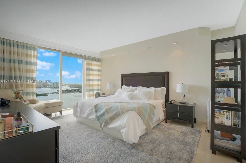 3370 Hidden Bay Dr , Unit 2310, Aventura, FL 33180 Photo
