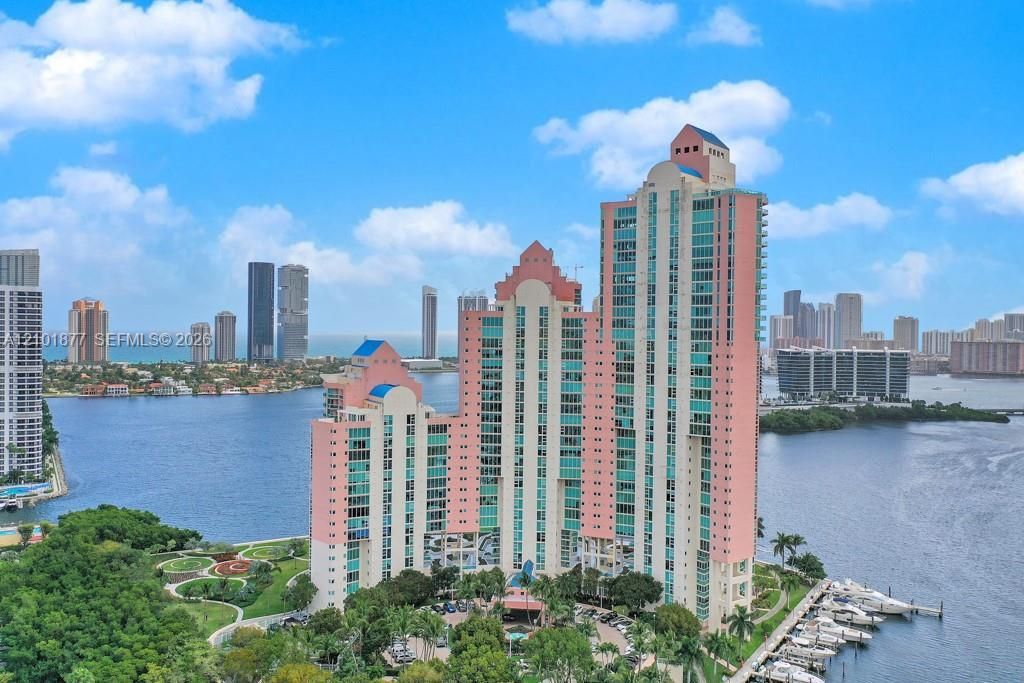 3370 Hidden Bay Dr , Unit 2310, Aventura, FL 33180 Photo